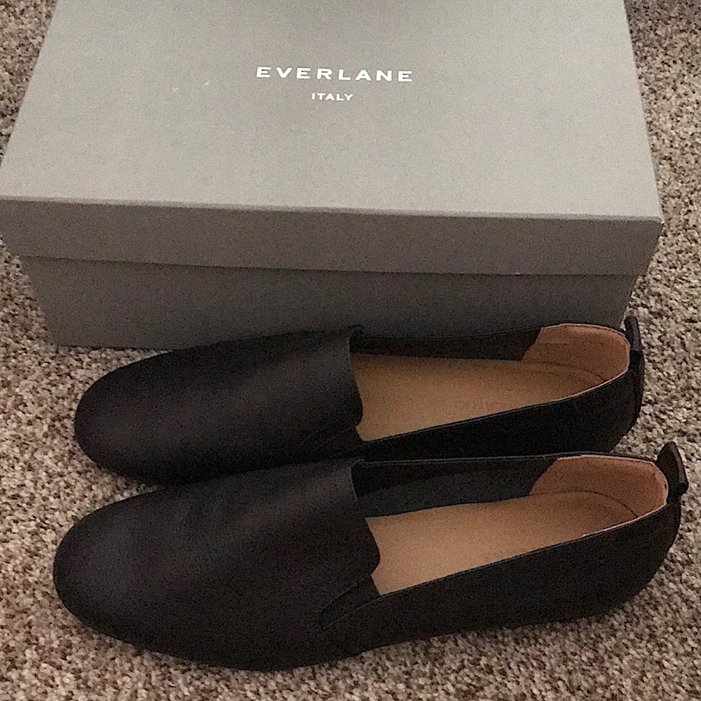 Brand new black leather Everlane loafers
